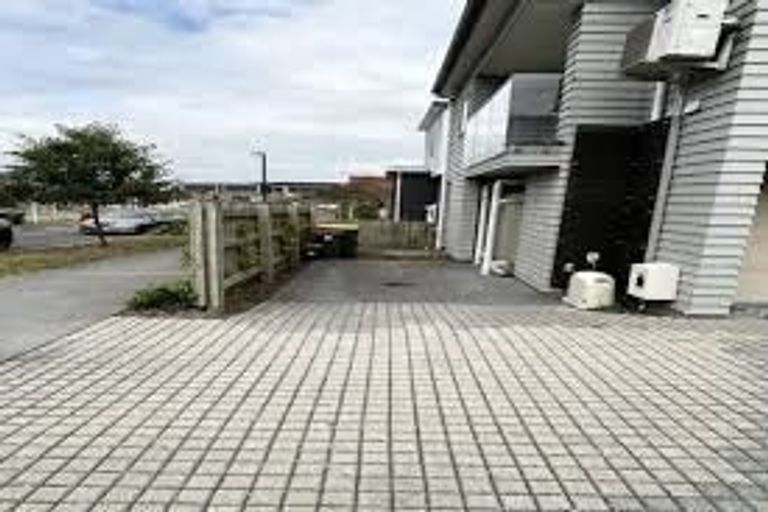 Photo of property in 29 Hiki Street, Hobsonville, Auckland, 0616