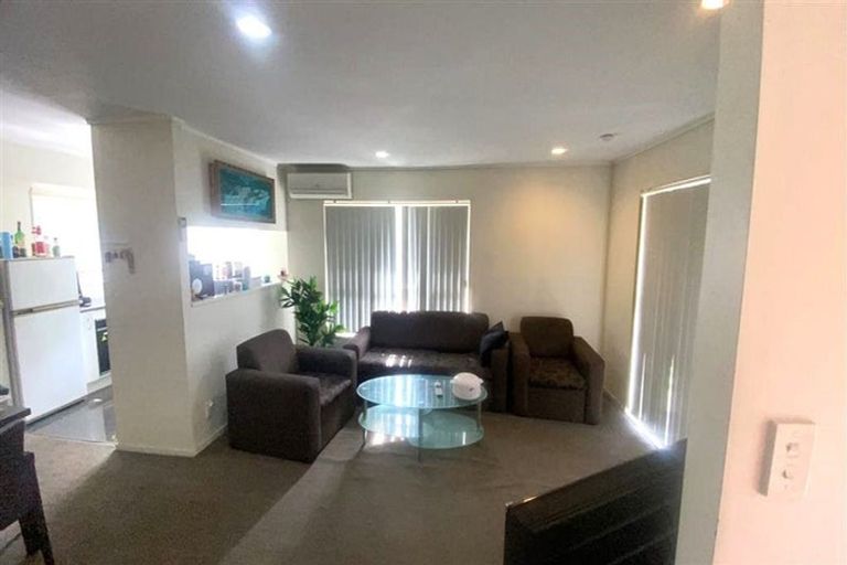 Photo of property in 13 Blowers Place, Flat Bush, Auckland, 2019