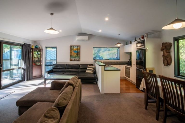 Photo of property in 13 Kowhai Grove, Akaroa, 7520