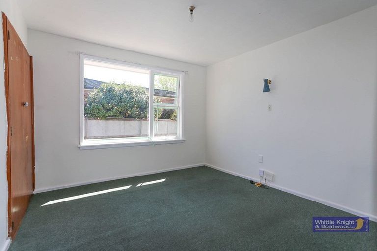 Photo of property in 8 Lochee Road, Upper Riccarton, Christchurch, 8041