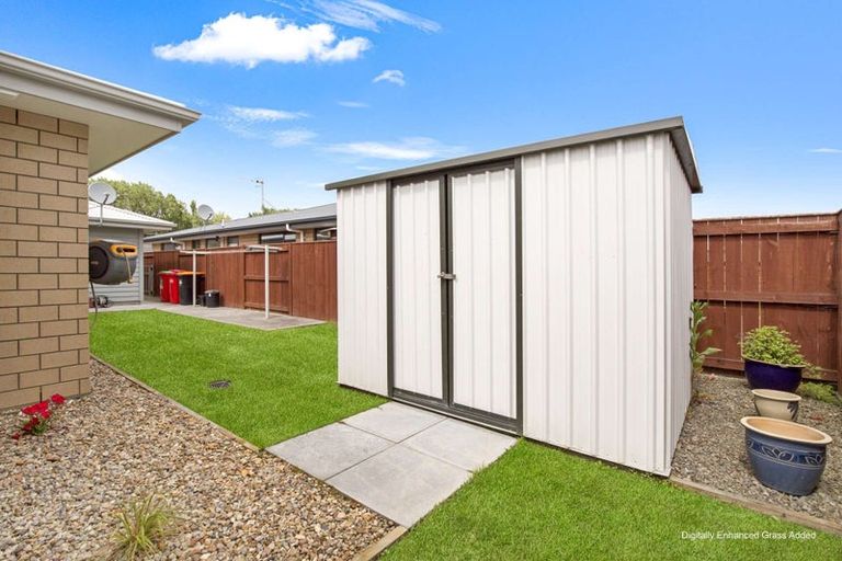 Photo of property in 15 Serenity Crescent, Kelvin Grove, Palmerston North, 4414