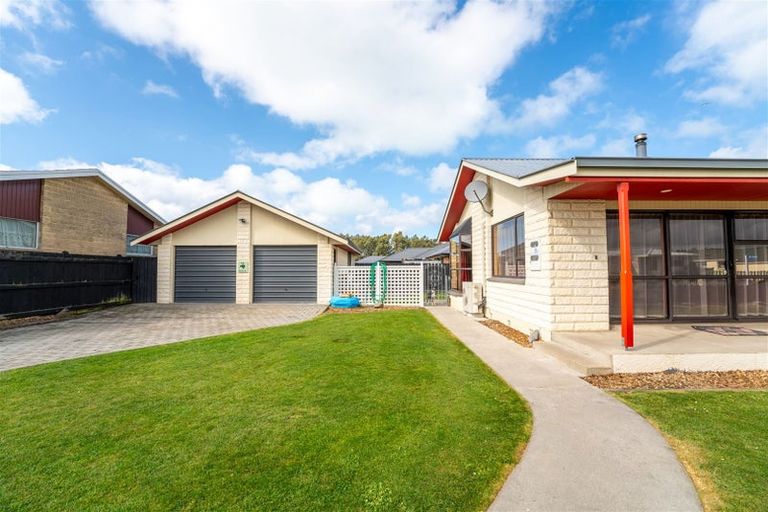 Photo of property in 52 Salisbury Crescent, Oamaru North, Oamaru, 9400