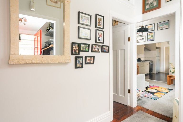 Photo of property in 12 Emmett Street, Newtown, Wellington, 6021