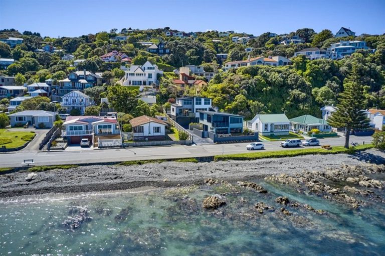 Photo of property in 38a Moana Road, Plimmerton, Porirua, 5026
