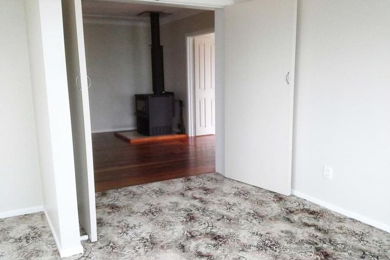 Photo of property in 129 Miranda Street, Stratford, 4332