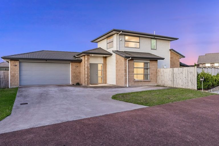 Photo of property in 332 Harbourside Drive, Karaka, Papakura, 2113