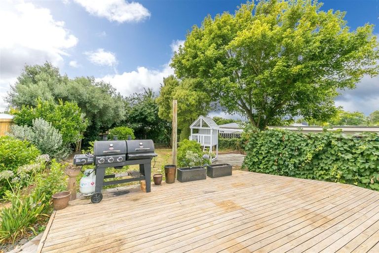 Photo of property in 8 Wanaka Place, Glenview, Hamilton, 3206