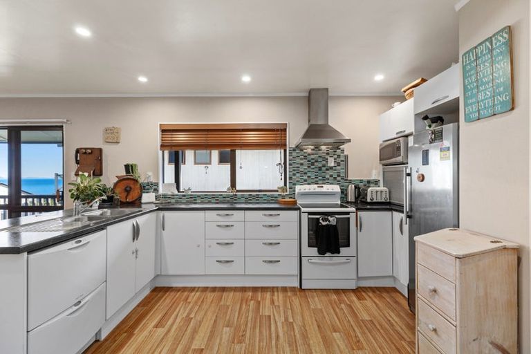 Photo of property in 36 Arawa Avenue, Maketu, Te Puke, 3189