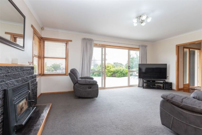 Photo of property in 1 Gibson Road, Dinsdale, Hamilton, 3204