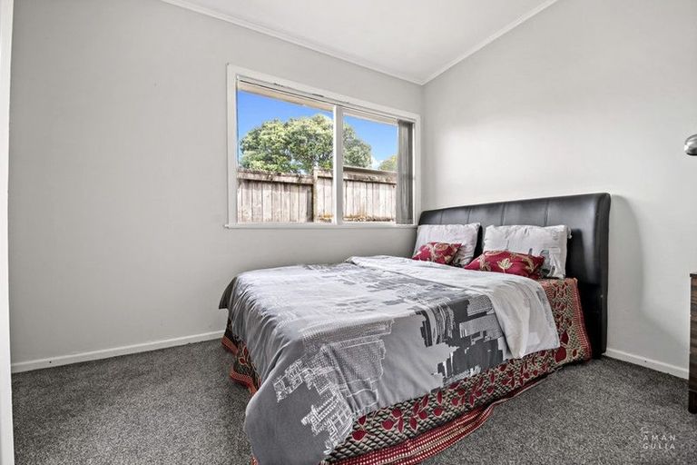 Photo of property in 51 Stottholm Road, Titirangi, Auckland, 0604