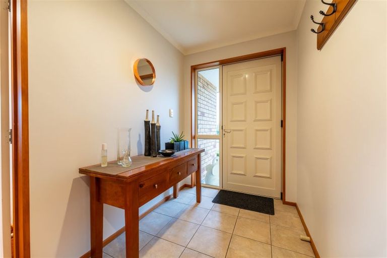 Photo of property in 15 Hannah Place, Holmes Hill, Oamaru, 9401