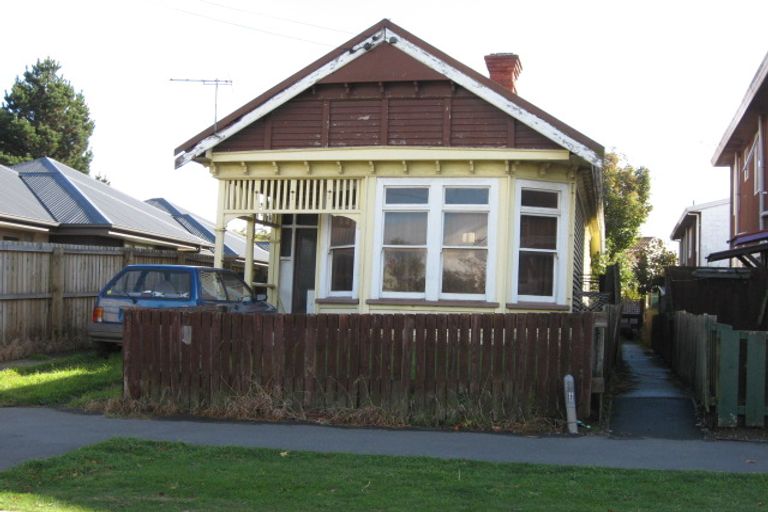Photo of property in 21 Vienna Street, Waltham, Christchurch, 8023