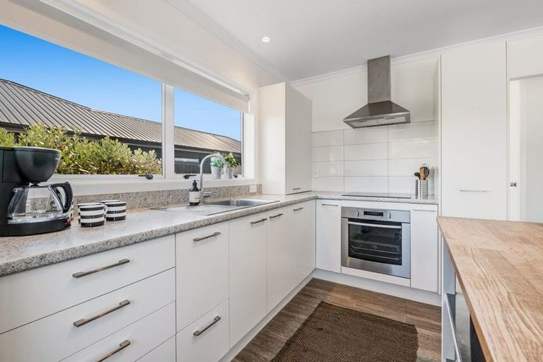 Photo of property in 85a Ladies Mile, Manly, Whangaparaoa, 0930