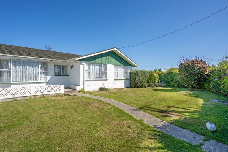 Photo of property in 71 Renfrew Street, Waikiwi, Invercargill, 9810