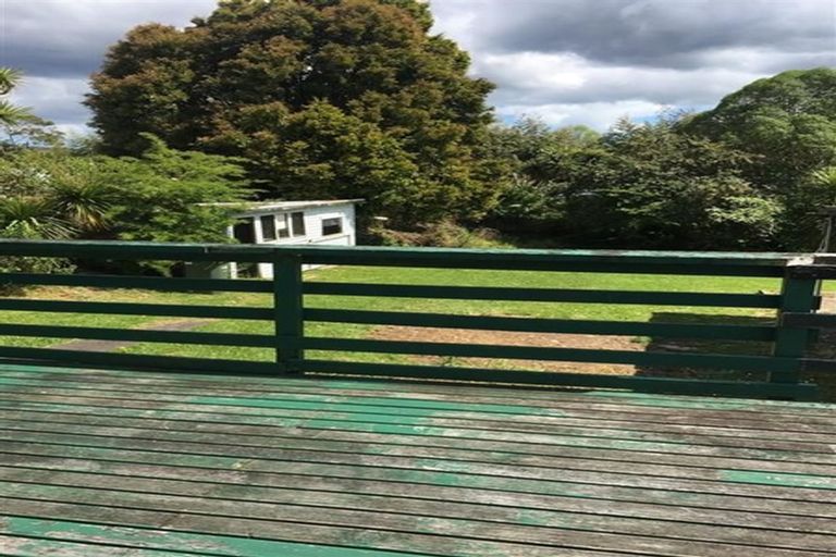 Photo of property in 26 Kingdale Road, Henderson, Auckland, 0610