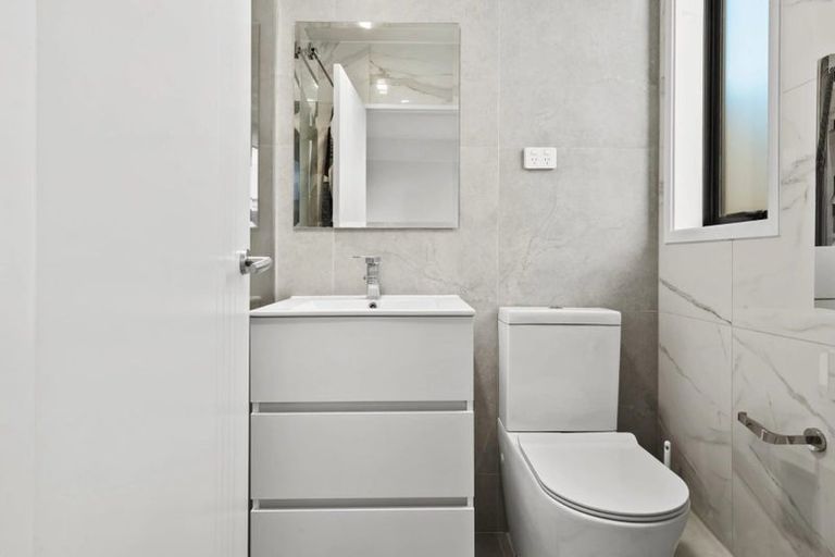 Photo of property in 10 Karoro Road, Flat Bush, Auckland, 2019