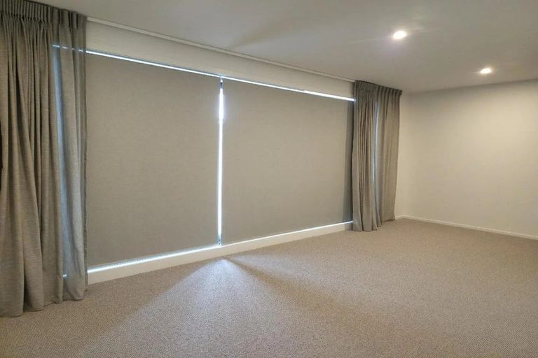 Photo of property in 3/1157 South Road, Oakura, 4314