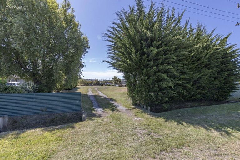 Photo of property in 427 Kainga Road, Brooklands, Christchurch, 8083