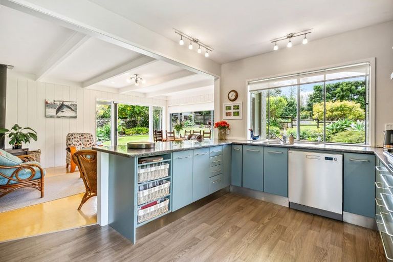 Photo of property in 40 Forest View Road, Te Kamo, Kamo, 0185