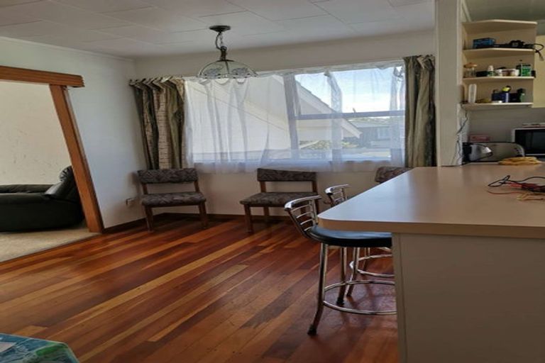 Photo of property in 26 Salamanca Road, Sunnynook, Auckland, 0620