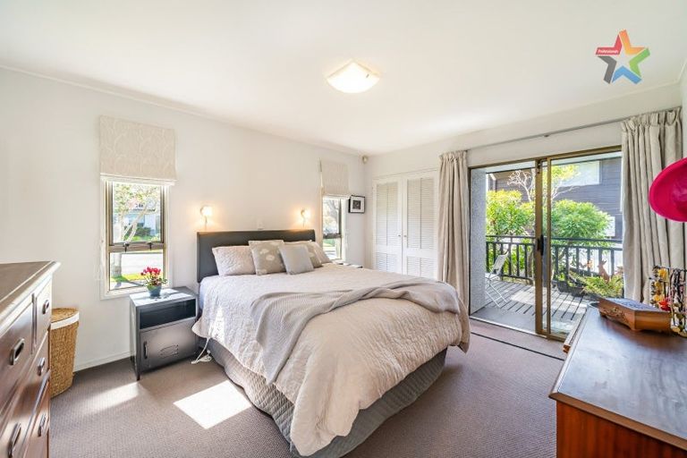 Photo of property in 2 Stanhope Grove, Korokoro, Lower Hutt, 5012