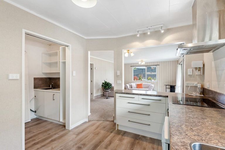 Photo of property in 12a Elwyn Crescent, Green Island, Dunedin, 9018