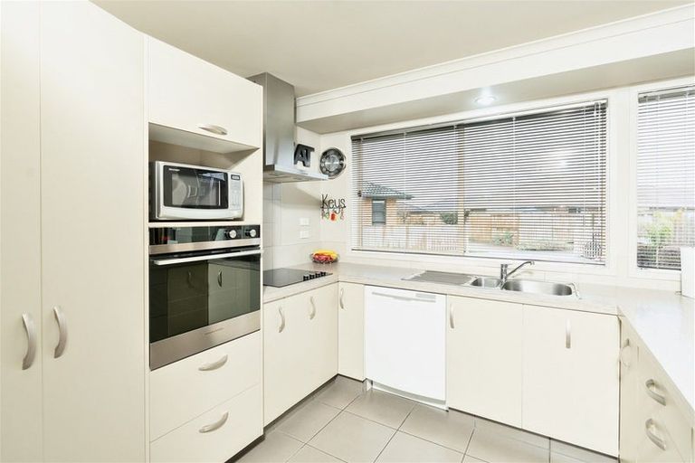 Photo of property in 8 Savannah Place, Rototuna North, Hamilton, 3210