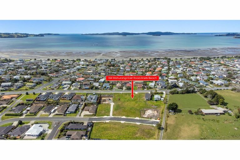 Photo of property in 184 Mahurangi East Road, Snells Beach, 0920
