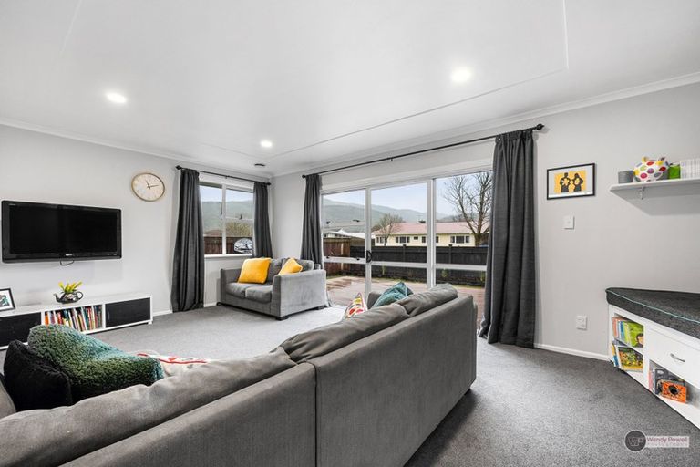 Photo of property in 13 Kiwi Street, Heretaunga, Upper Hutt, 5018