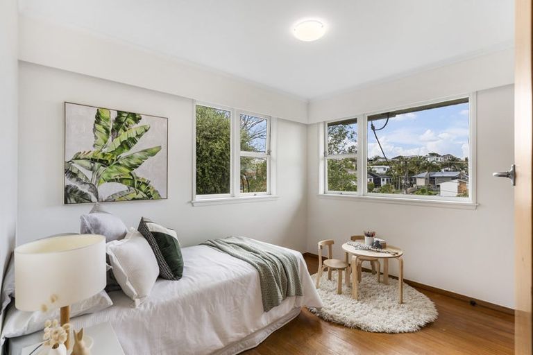 Photo of property in 29 Braemar Road, Castor Bay, Auckland, 0620