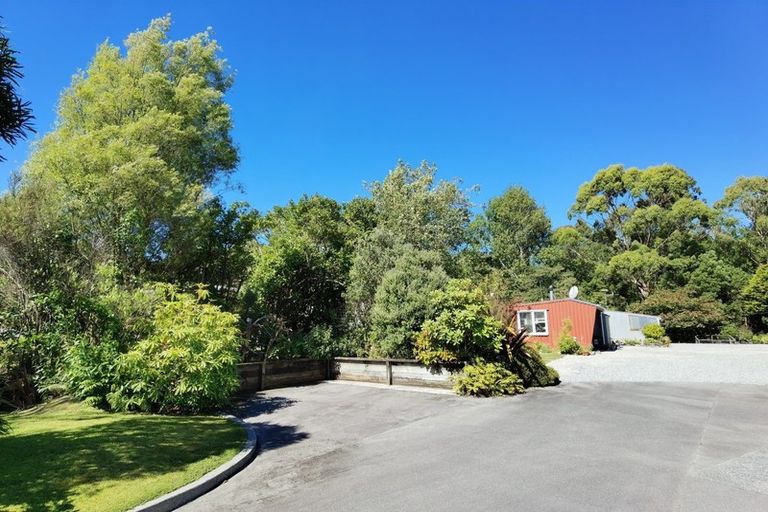 Photo of property in 76 Pine Tree Road, Kaniere, Hokitika, 7881