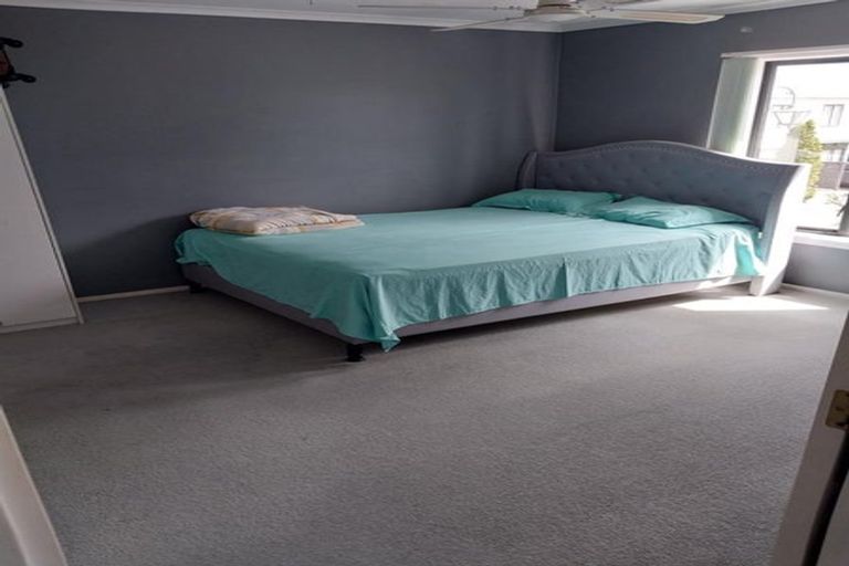 Photo of property in Tuscany Towers, 3/1 Ambrico Place, New Lynn, Auckland, 0600