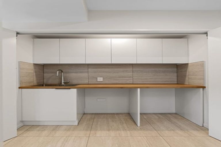 Photo of property in 1 Kahika Lane, Westmorland, Christchurch, 8025