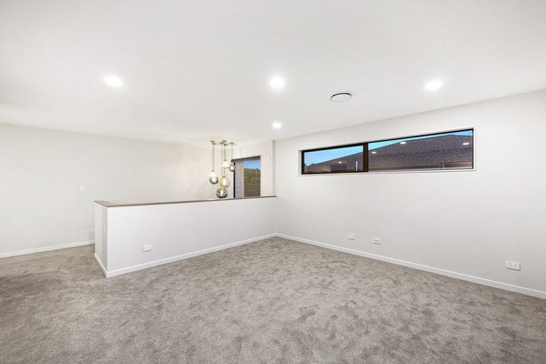 Photo of property in 15 Kumukumu Road, Long Bay, Auckland, 0630