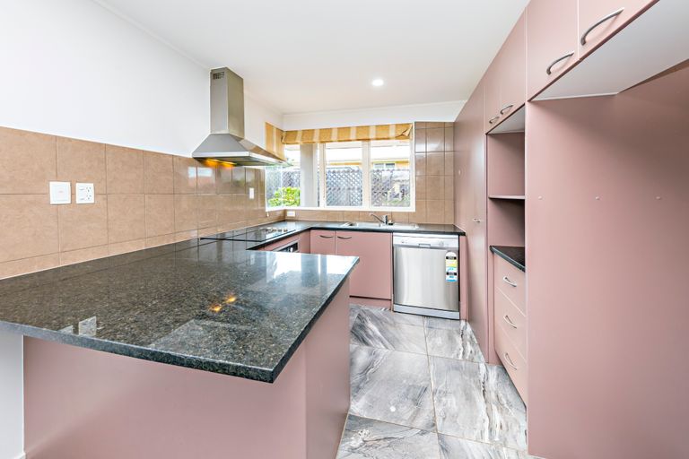 Photo of property in 36 Bellville Drive, Clendon Park, Auckland, 2103