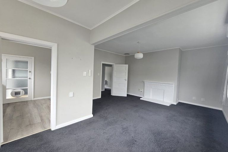 Photo of property in 10 Purser Grove, Fairfield, Lower Hutt, 5011