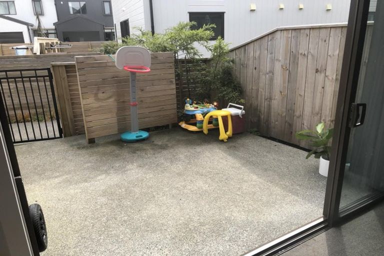 Photo of property in 20 Ron Deal Way, Epuni, Lower Hutt, 5011