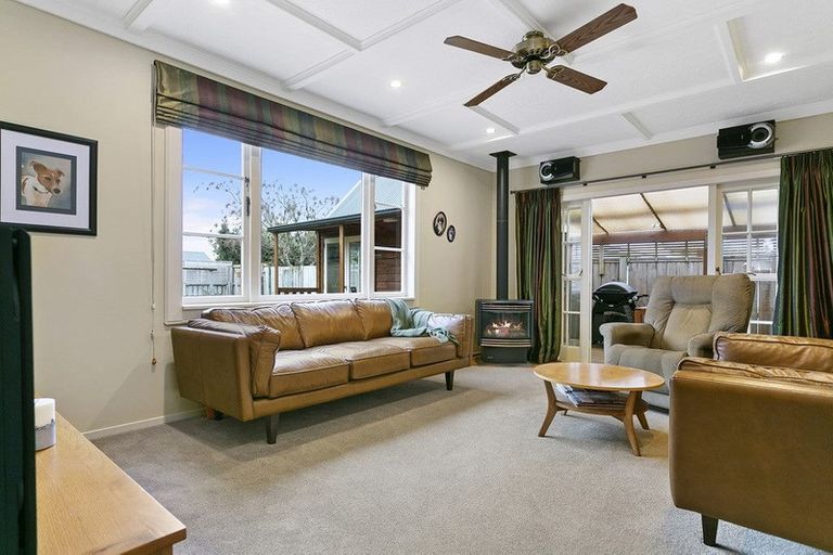 Photo of property in 145 Taylor Street, Cambridge, 3434