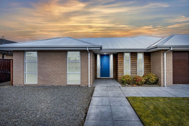 Photo of property in 19 Sovereign Boulevard, Kaiapoi, 7630