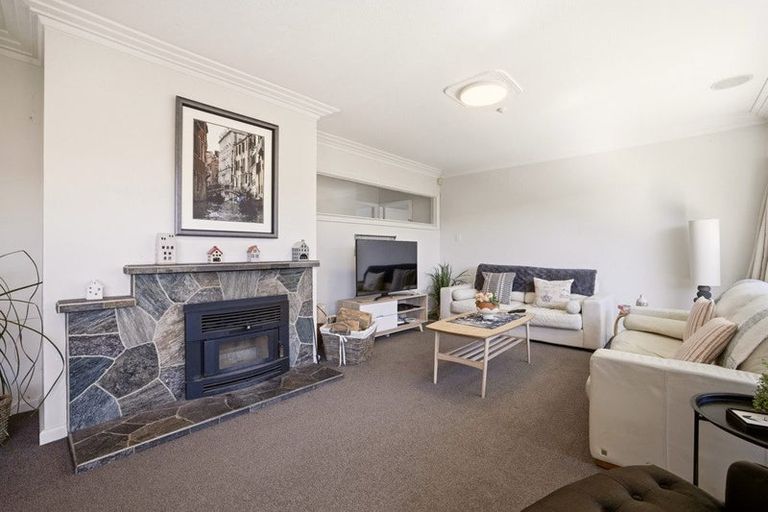 Photo of property in 16a Hamilton Avenue, Ilam, Christchurch, 8041
