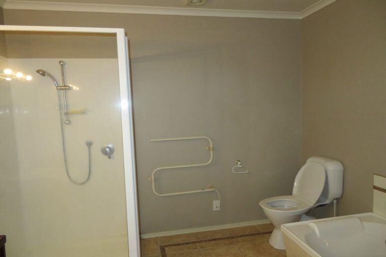 Photo of property in 41 Langana Avenue, Browns Bay, Auckland, 0630