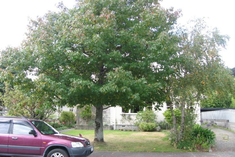 Photo of property in 13 Deller Grove, Silverstream, Upper Hutt, 5019