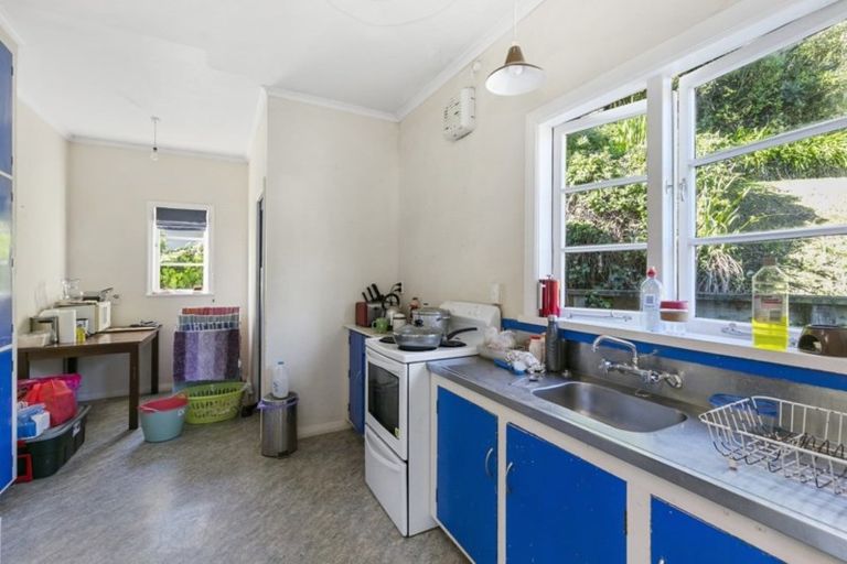 Photo of property in 6 Pimble Avenue, Karori, Wellington, 6012