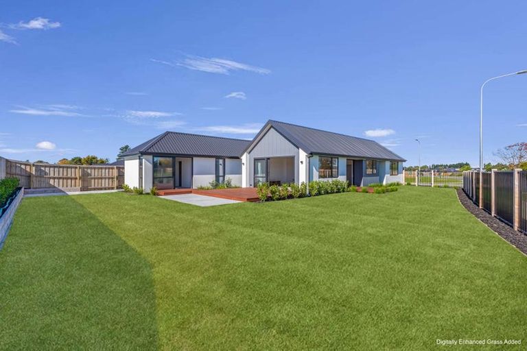 Photo of property in 1 Greig Crescent, Amberley, 7481