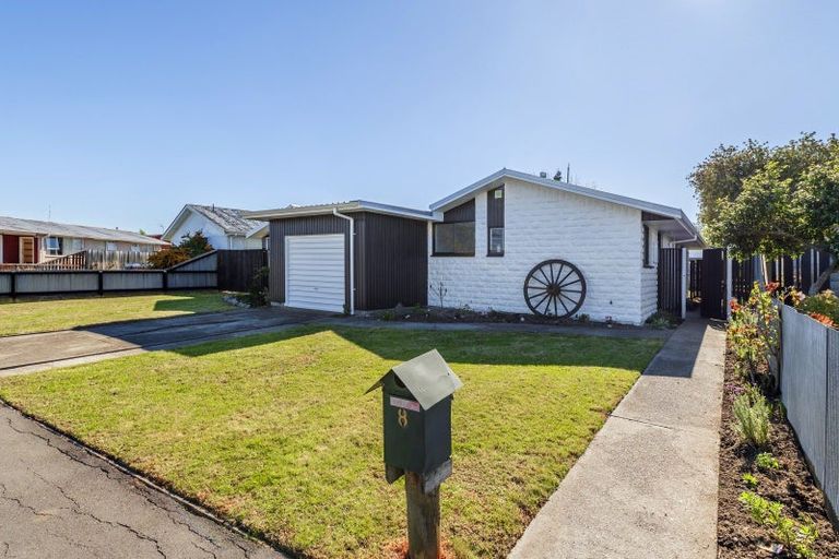 Photo of property in 8 Coates Place, Rangiora, 7400
