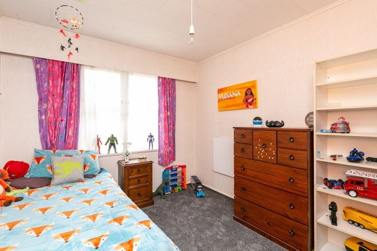 Photo of property in 93 Wycliffe Street, Onekawa, Napier, 4110