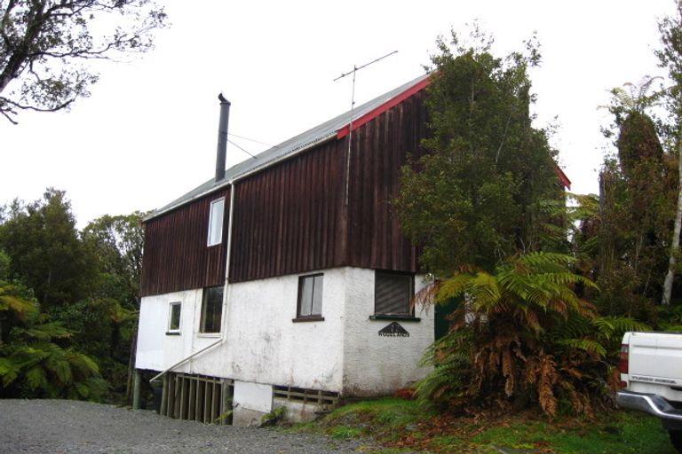 Photo of property in 12 Korua Street, Moana, 7872