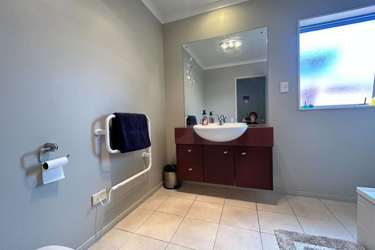 Photo of property in 26 Espalier Drive, Henderson, Auckland, 0612