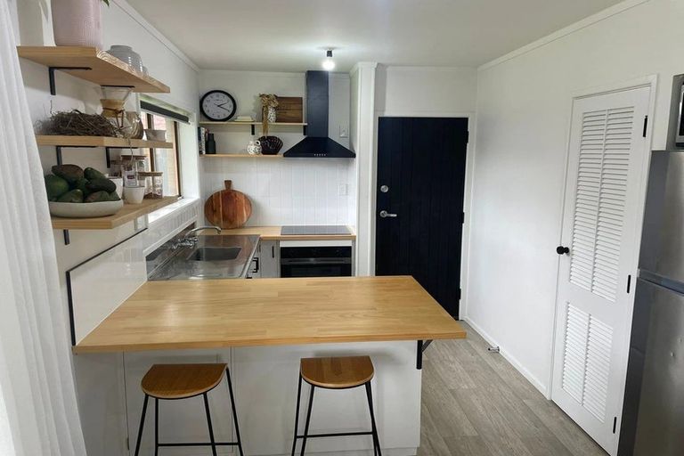 Photo of property in 42b Trentham Road, Papakura, 2110