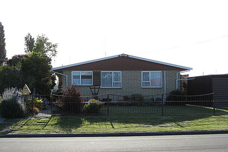 Photo of property in 2/60 Howick Road, Redwoodtown, Blenheim, 7201